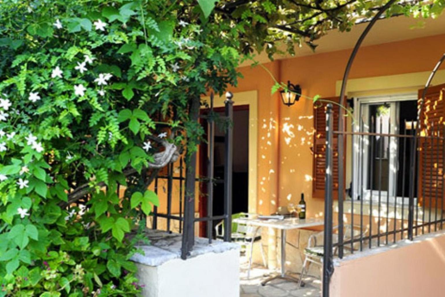 Foteini Apartment Agios Stefanos  Exteriér fotografie